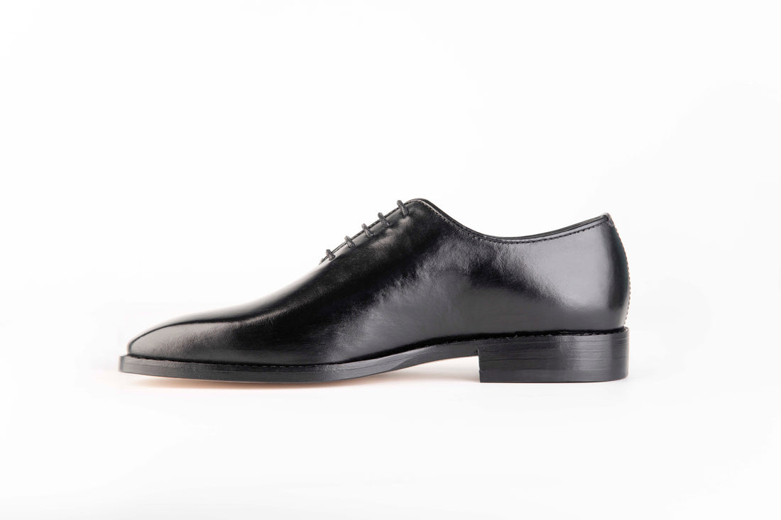 Lisbon Black
